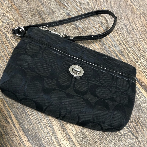 🛍3/$45 Black Monogram Coach Wristlet - Picture 1 of 4